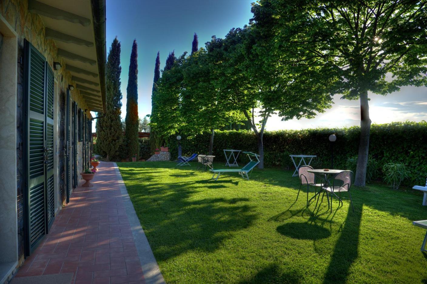 Agriturismo Poggio Del Drago Montemerano Exterior foto