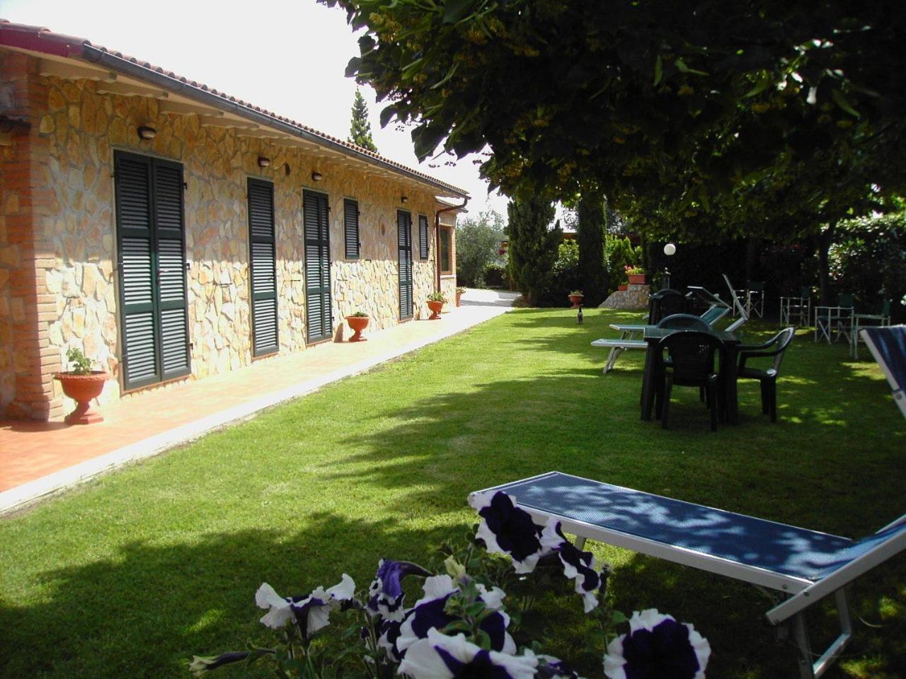 Agriturismo Poggio Del Drago Montemerano Exterior foto